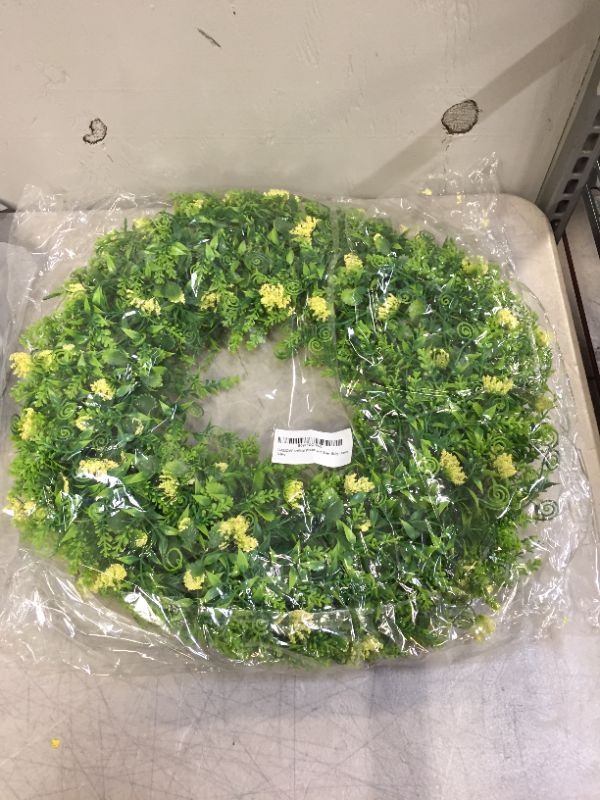 Photo 2 of CARESOME 17" Wreath Green Boxwood Wreath with Bulky Leaves and Weatherproof Flowers for Christmas, Fall Decor, Front Door, Home Decoration, Garden Decor, Wall and Farmhouse Decor Greenery Wreath
