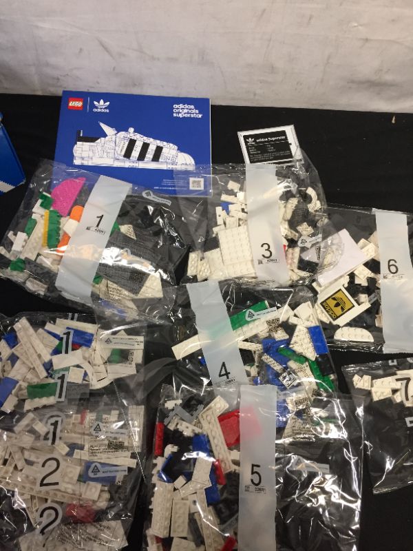 Photo 1 of LEGO Adidas Originals Superstar 10282 Building Kit; Build and Display The Iconic Sneaker; New 2021 (731 Pieces)-- SLIGHT DAMAGE TO BOX
