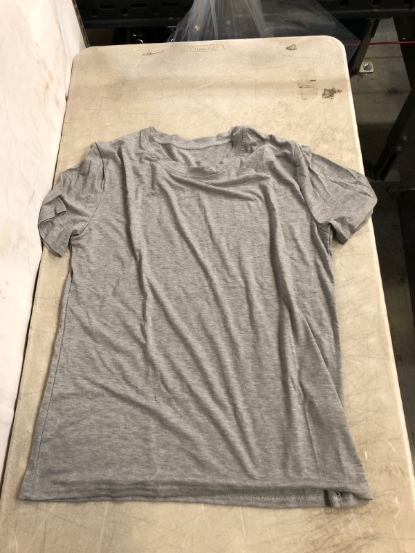 Photo 1 of Generic Grey Short Sleeve Shirt. Large