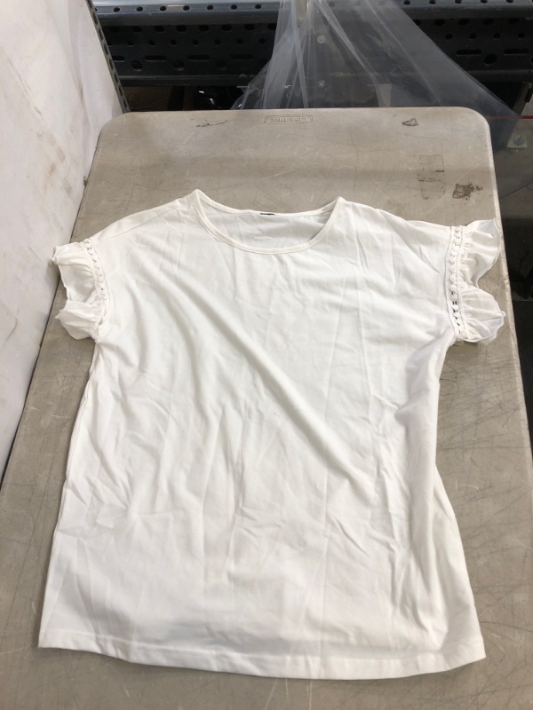 Photo 1 of Generic White Short Sleeve Blouse. Small