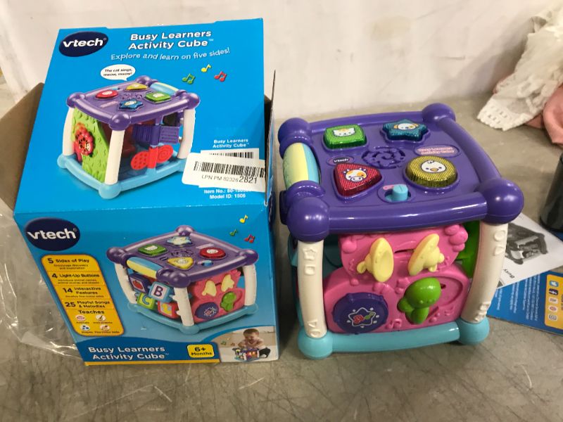 Photo 2 of Vtech leaners cube baby 