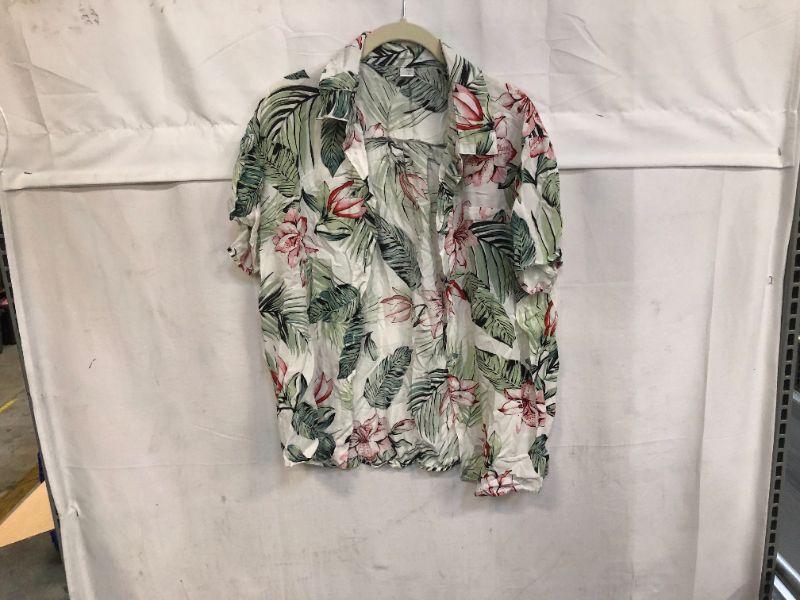 Photo 1 of Floral vacation clothes bundle his (L) and hers (XL) 