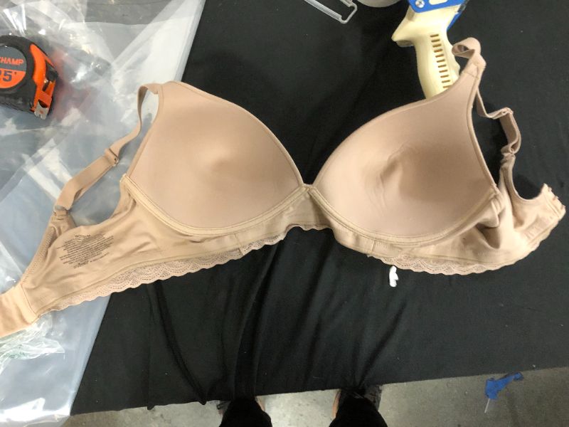 Photo 2 of Generic nude color bra sz 36D