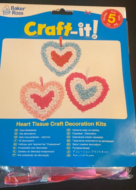 Photo 1 of Baker Ross Heart Tissue Craft Decoration Kits