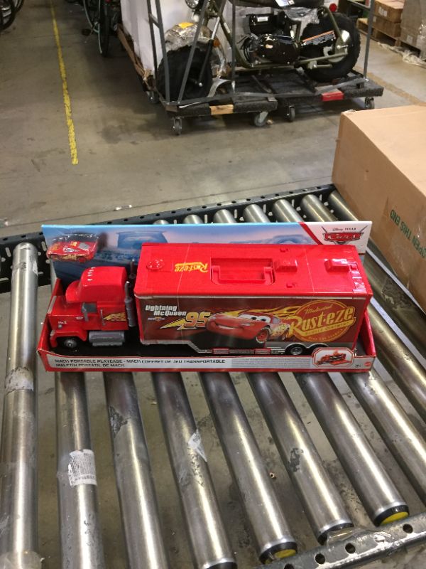 Photo 1 of Disney Pixar Cars 3 Mack Portable Playcase [Amazon Exclusive]
