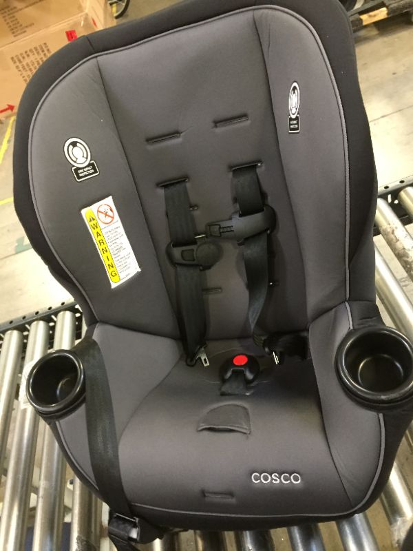 Photo 2 of Cosco Apt 50 Convertible Car Seat (Black Arrows)