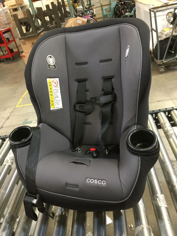 Photo 4 of Cosco Apt 50 Convertible Car Seat (Black Arrows)