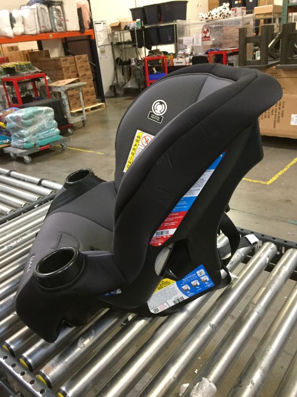 Photo 1 of Cosco Apt 50 Convertible Car Seat (Black Arrows)