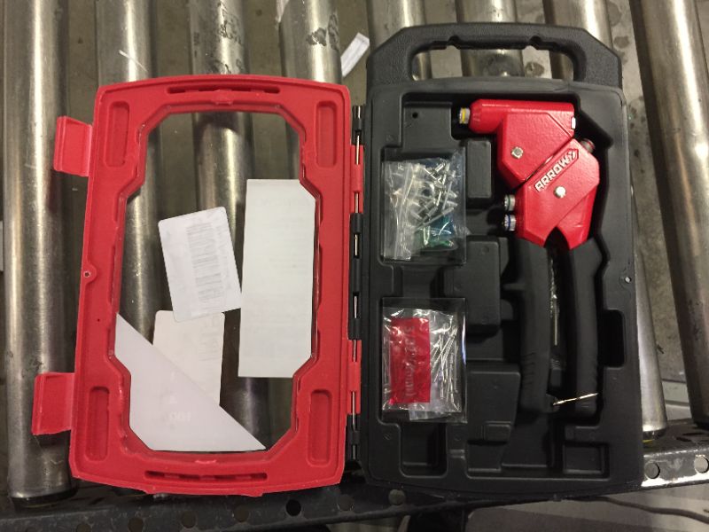 Photo 1 of Arrow RT187SHK 1-Handed Swivel Riveter Kit