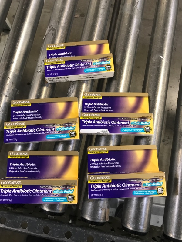 Photo 2 of 5 PACK GoodSense Maximum Strength Triple Antibiotic Ointment plus Pain Relief, Soothes Painful Cuts, Scrapes, and Burns, While Preventing Infection, 1 Ounce  BEST BY JAN 2022
