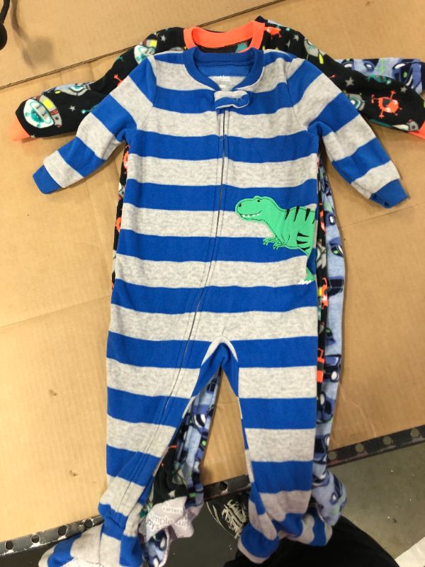 Photo 2 of BOYS ONESIES 3 CT SIZE 18MONTHS