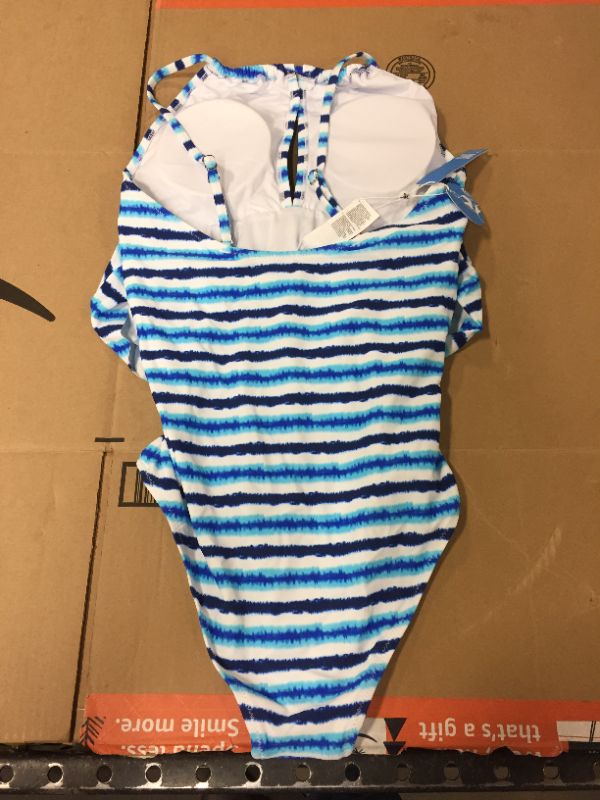 Photo 2 of CUPSHE 1 Piece Swim Suit Size Medium