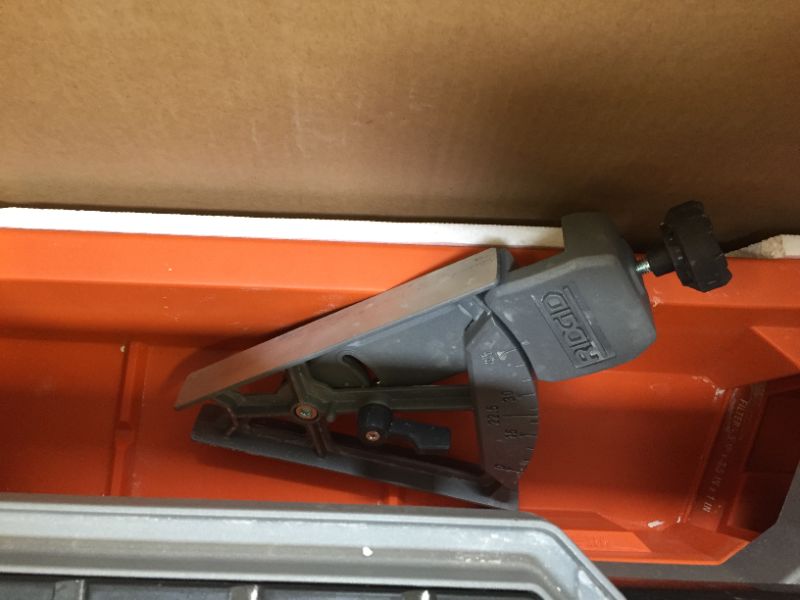 Photo 6 of 10 in. Wet Tile Saw with Stand- tested and working. no blade included.
