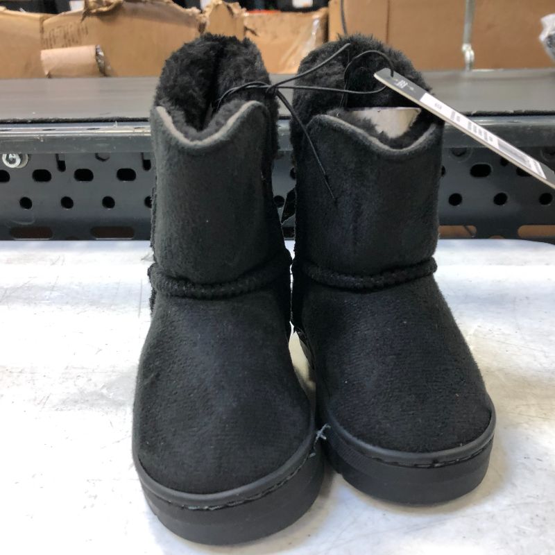 Photo 1 of Toddler  SIZE 5 BOOTS BLACK WITH FUR LINING