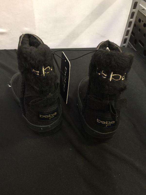 Photo 3 of Toddler  SIZE 5 BOOTS BLACK WITH FUR LINING