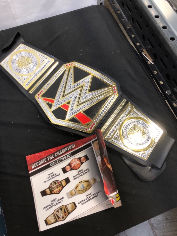Photo 2 of WWE Championship Belt [Amazon Exclusive]
