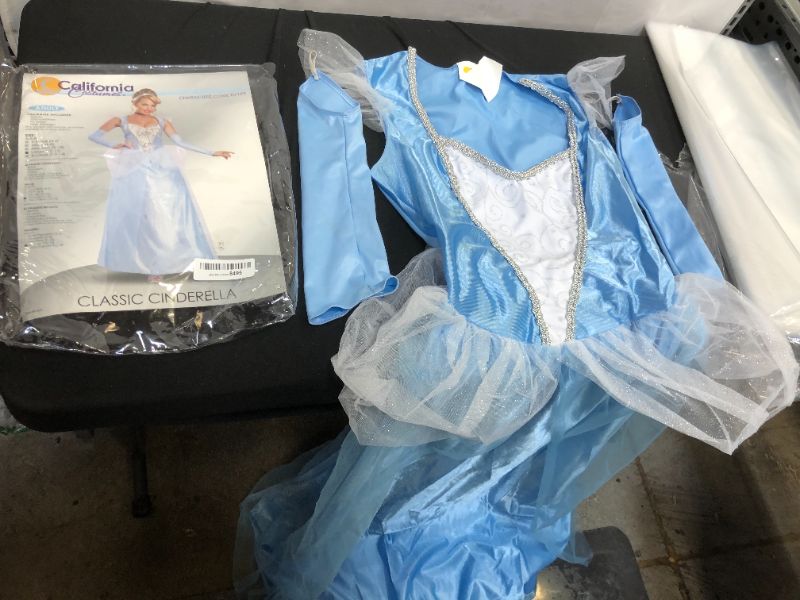 Photo 1 of Classic Cinderella WOMEN'S Adult Costume SIZE LARGE 10-12
