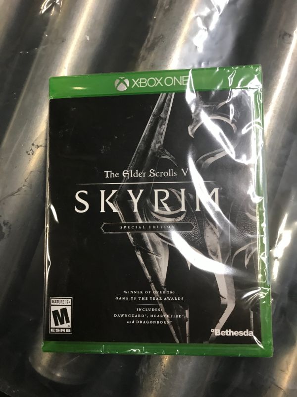 Photo 1 of ELDER SCROLLS V SKYRIM SPECIAL EDITION XBOX ONE