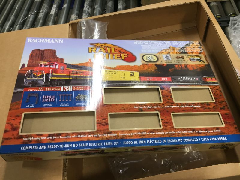 Photo 3 of Bachmann Rail Chief HO Scale Electric Train Set