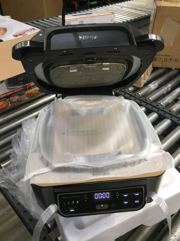 Photo 1 of Ninja AG301 Foodi 5-in-1 Indoor Grill with 4-Quart Air Fryer
