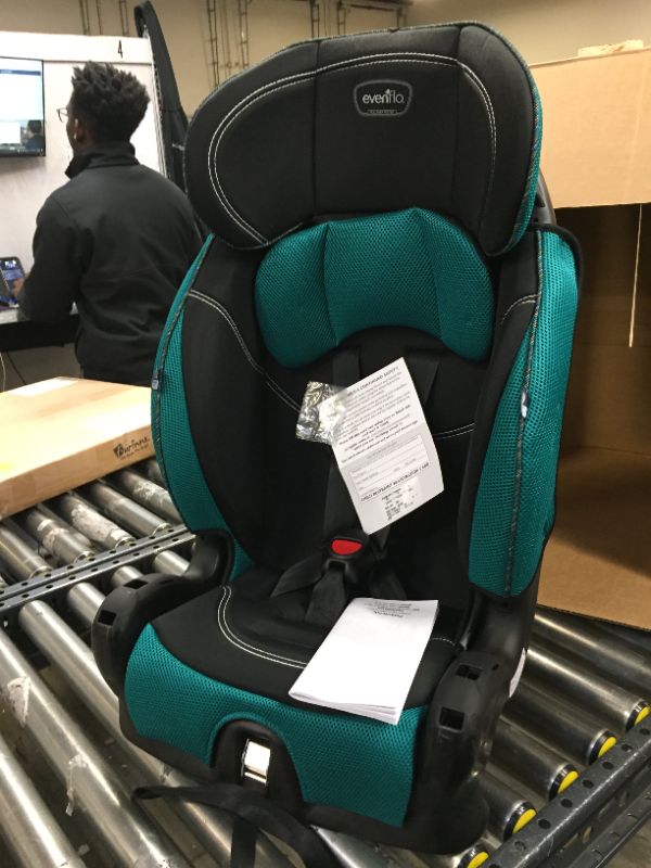 Photo 2 of Evenflo Chase Lx Harnessed Booster Car Seat