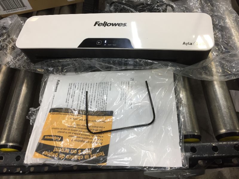 Photo 2 of Fellowes Ayla 125 with Rapid 1 Minute Warm Up Paper Laminator Including Pouch Starter Kit (5752001)
