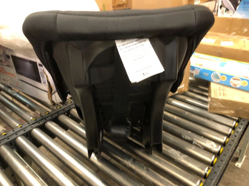 Photo 3 of Cosco Apt 50 Convertible Car Seat (Black Arrows)