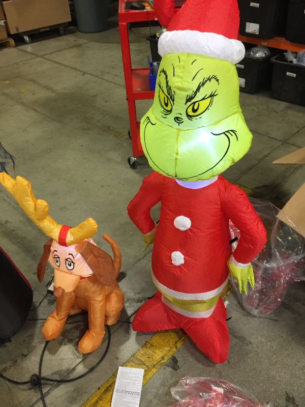 Photo 2 of 4.5 ft. Airblown-Grinch and Max Value Pack-Dr. Seuss Christmas Inflatable
