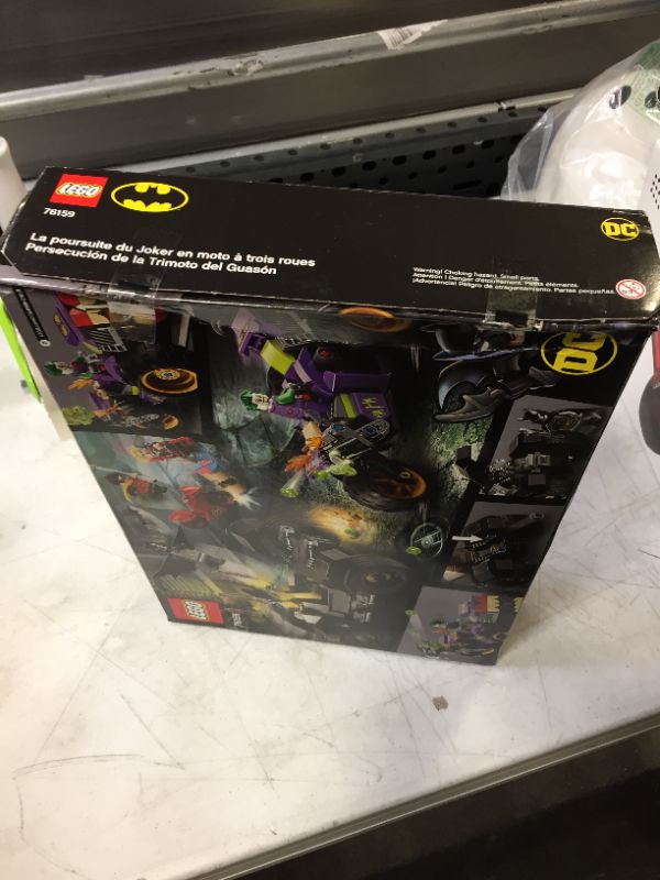 Photo 2 of LEGO DC Batman Joker's Trike Chase Batmobile Playset with Action Minifigures 76159
