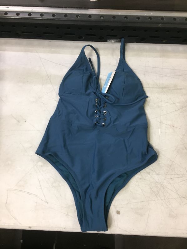 Photo 1 of Cupshe women's swimsuit size s 