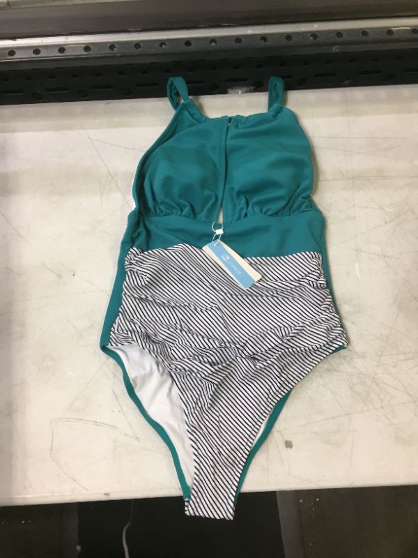 Photo 1 of Cupshe women's swimsuit size s 