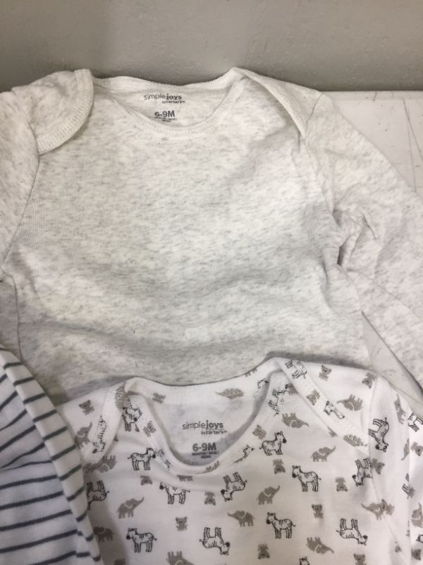 Photo 3 of INFANT LONG SLEEVE ONSIE CARTERS MULTI DESIGN SIZES 6-9 MONTHS AND 18 MONTHS POSSIBLY FOR BOYS AND GIRLS 