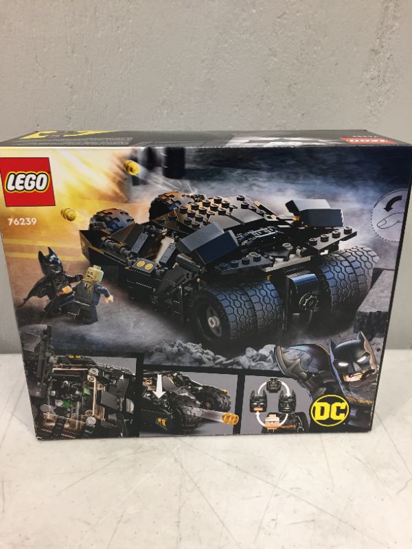 Photo 4 of  LEGO Super Heroes Batmobile™ Tumbler: Scarecrow™ Showdown 76239-- NEW BUT OPENED FOR LIVE PHOTOS / DISPLAY IN FRONT OF BOX IS DAMAGED 