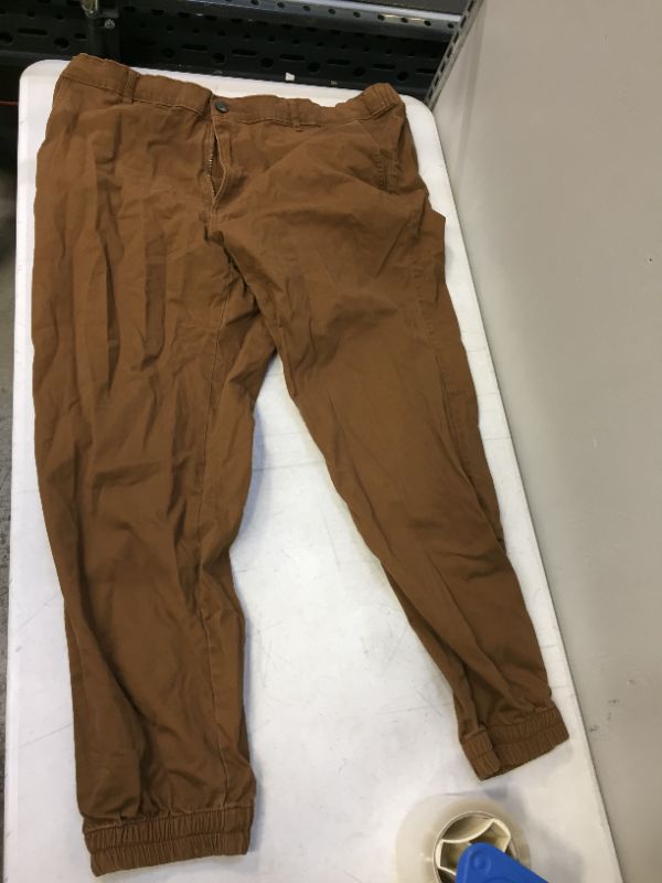 Photo 1 of Amazon Essentials Men's Straight-Fit Jogger Pant
Size: XL
Color: Brown