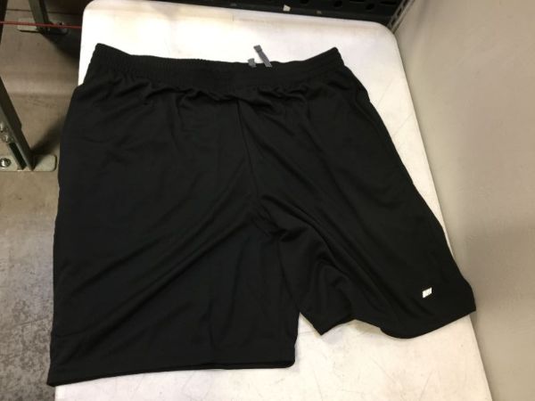 Photo 1 of Amazon Essentials Men’s Loose-Fit Performance Shorts
Size:XL