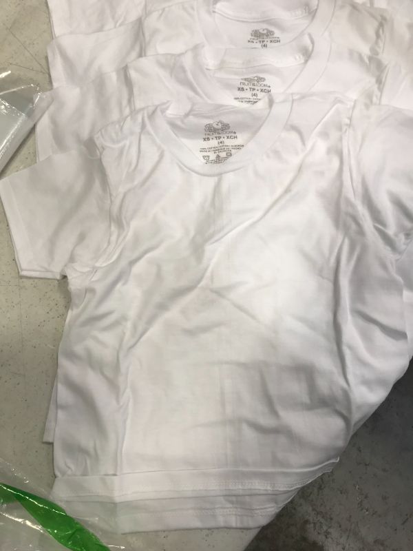 Photo 1 of KIDS FRUIT OF THE LOOM WHITE T- SHIRT 
SIZE XSMALL