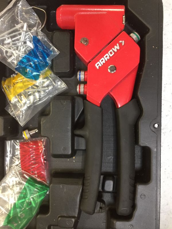 Photo 4 of Arrow RT187SHK 1-Handed Swivel Riveter Kit