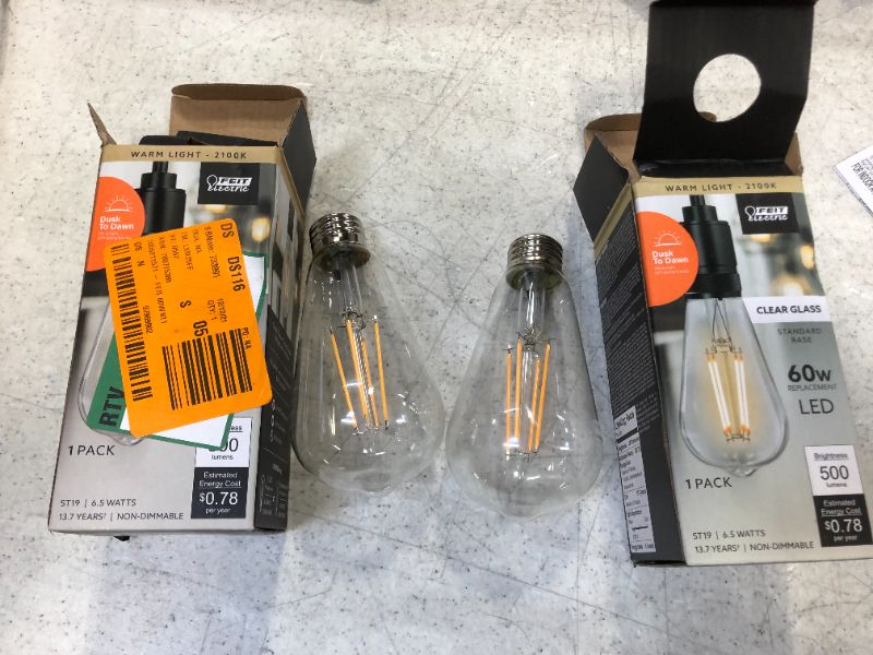 Photo 2 of 60-Watt Equivalent ST19 Straight Filament Dusk to Dawn Clear Glass E26 Vintage Edison LED Light Bulb, Warm White 2 pack 
