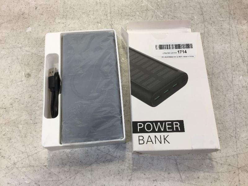 Photo 2 of Wireless Portable Charger Power Bank, 33800mAh 15W Fast Wireless Charging 25W Power Delivery QC 4.0 Phone Charger, 5 Output & Dual Input External Battery Pack Compatible with iPhone, Android etc
