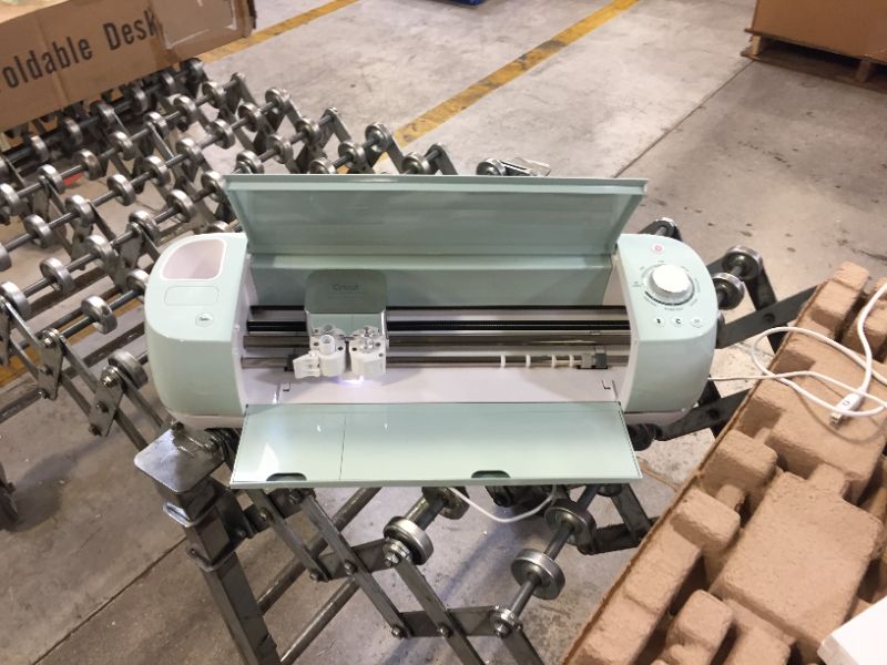 Photo 1 of Cricut Explore Air 2, Mint

