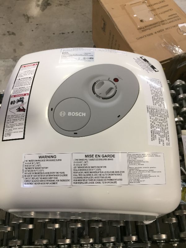 Photo 3 of Bosch Tronic mini-tank es8 7-Gallon Lowboy 6-Year Limited 1440-Watt 1 Element Point of Use Electric Water Heater