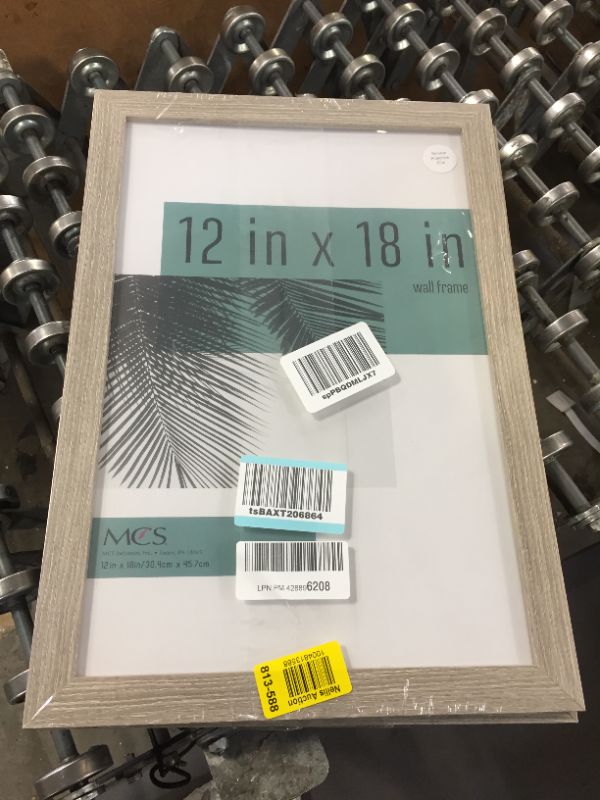 Photo 1 of 12"x18" wall picture frames
2pack