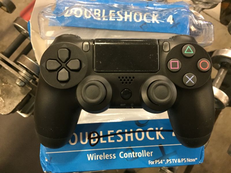 Photo 1 of  Dualshock 4 Wireless Controller -- Jet Black