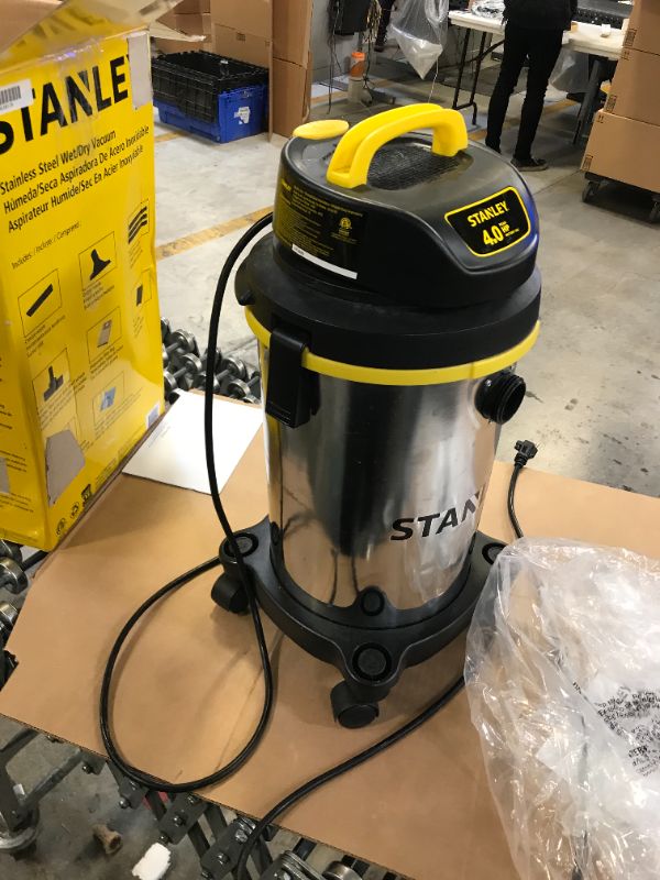 Photo 3 of Stanley Wet/Dry Vacuum, 4 Gallon, 4 Horsepower, Stainless Steel Tank
