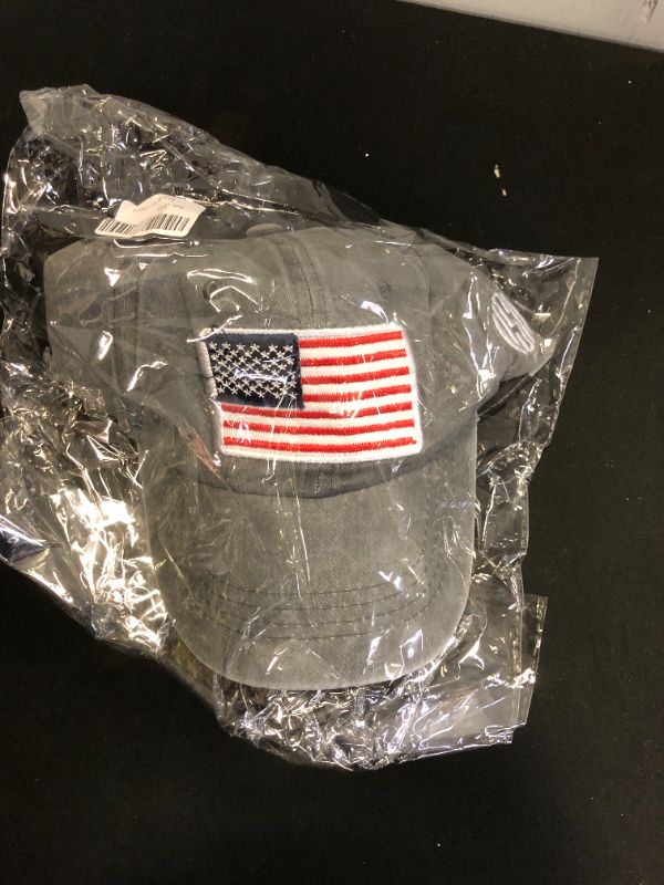 Photo 1 of DAD HAT AMERICAN FLAG GREY