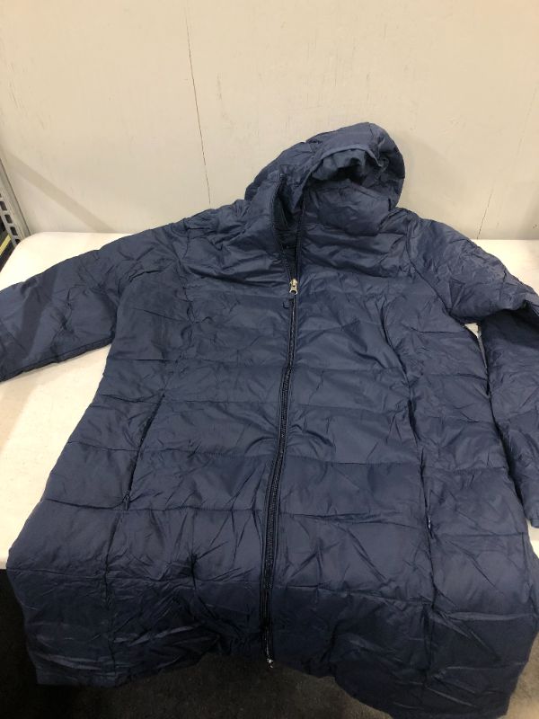 Photo 2 of Essentials Women's Lightweight Water-Resistant Puffer Coat, 
size L