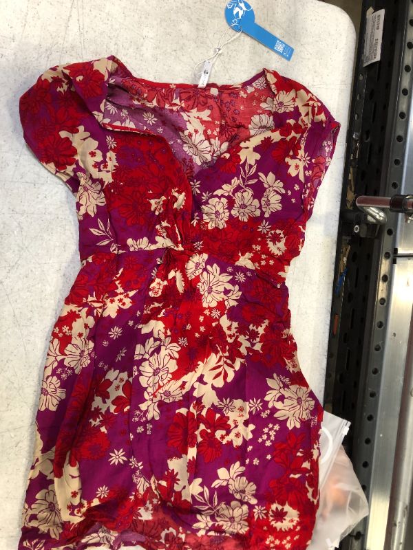 Photo 2 of Gianna Floral V-neck Sleeveless Dress