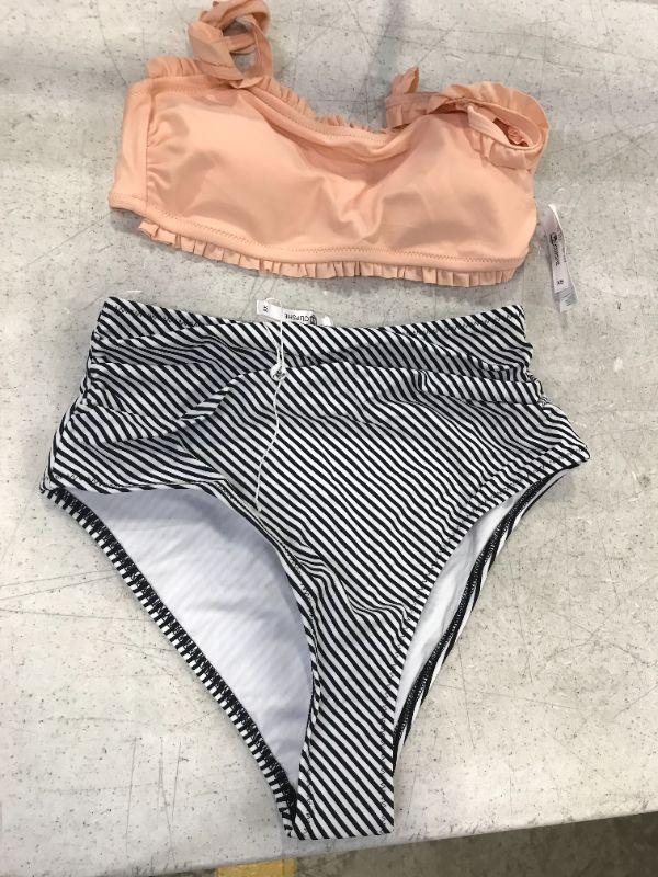 Photo 1 of CUPSHE Women's Ruffled Bandeau High Waisted Two Piece Bikini Set size extra small 

