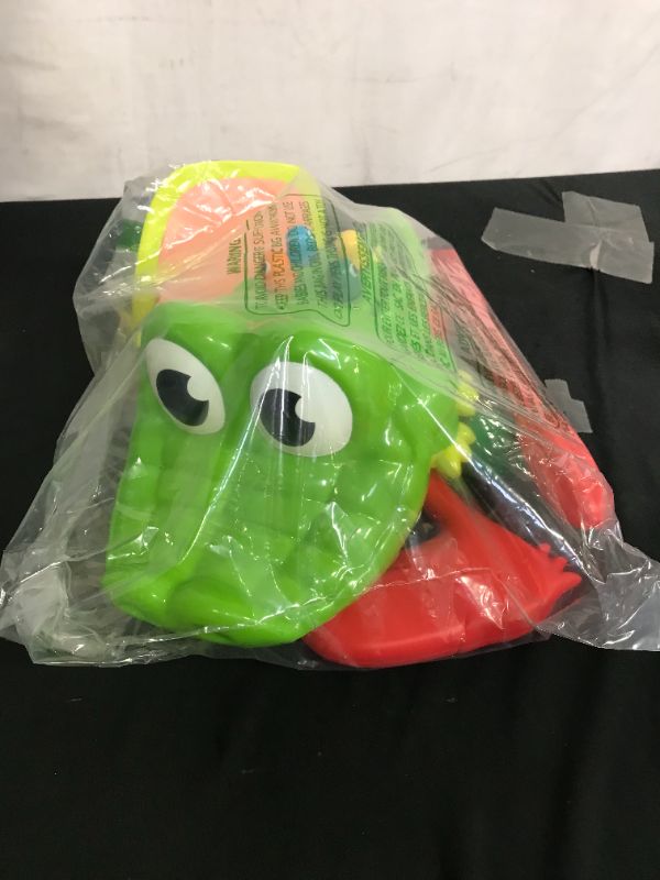 Photo 1 of Goliath Gator Golf – Putt The Ball Into The Gator’s Mouth to Score Game – Includes A Fun Colorful 24pc Puzzle (31250)
