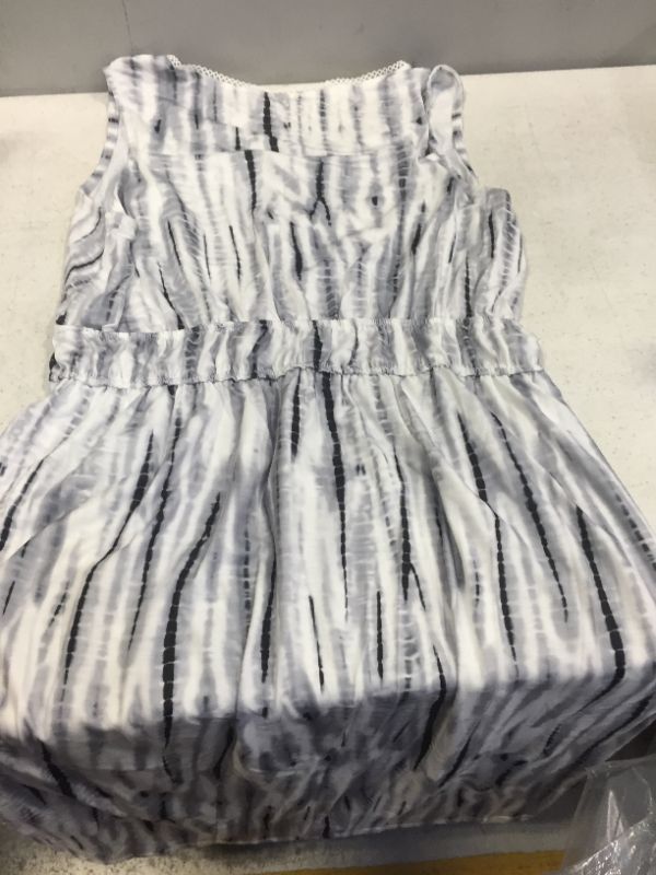 Photo 2 of WOMENS LONG DRESS NO SLEEVES WHITE AND BLACK SIZE LARGE 
